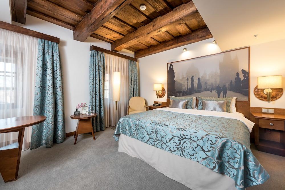 Lindner Castle, Part Of Jdv By Hyatt Praha