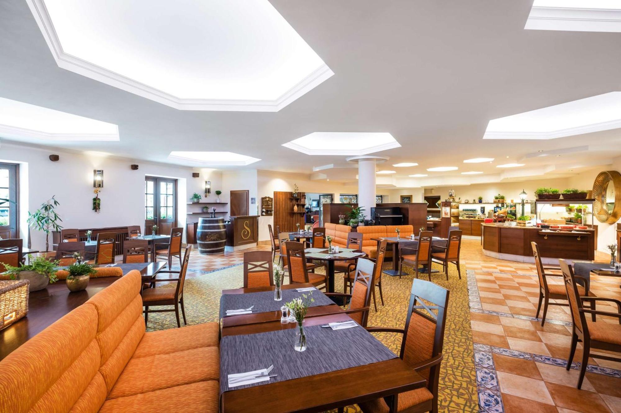 Lindner Castle, Part Of Jdv By Hyatt 4* Praha